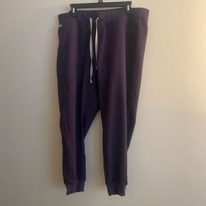 FIGS Zamora Jogger in the color Purple Shadow